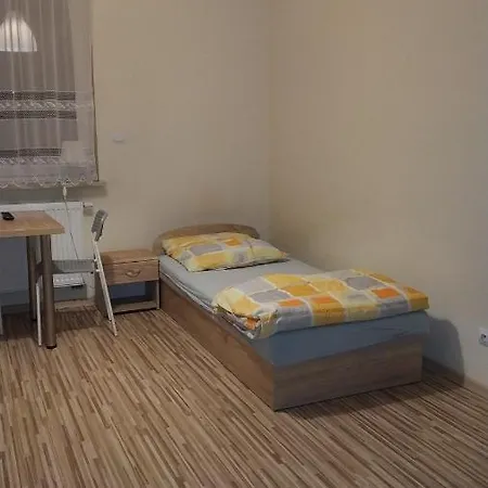 Homestay Nocleg92 Pokoje Z Lazienkami